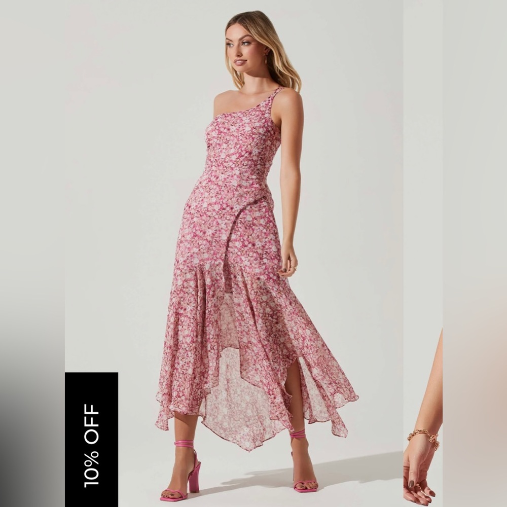 Malvina one shoulder floral midi in pink. NWT